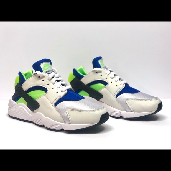 Nike Air Huarache ‘Scream Green’ 2021 - Picture 3 of 9